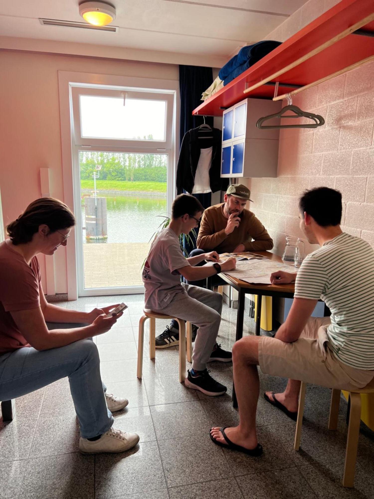 Herdersbrug Youth Hostel Брюж Екстериор снимка