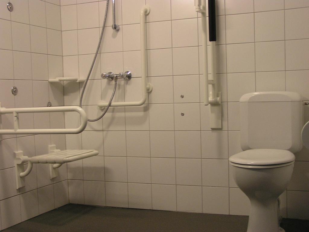 Herdersbrug Youth Hostel Брюж Стая снимка
